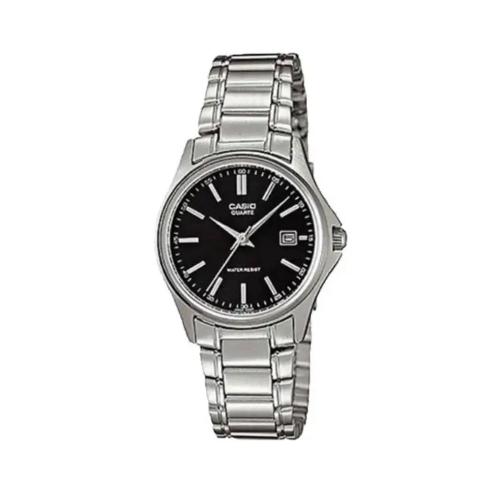 Reloj Casio Plateado Fondo Negro